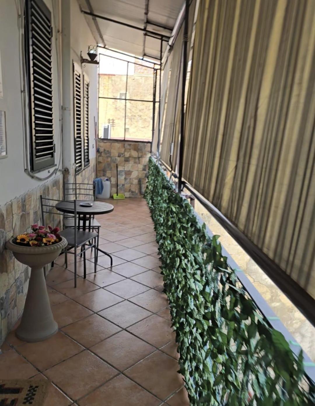 Gate Napoli Apartment Luaran gambar