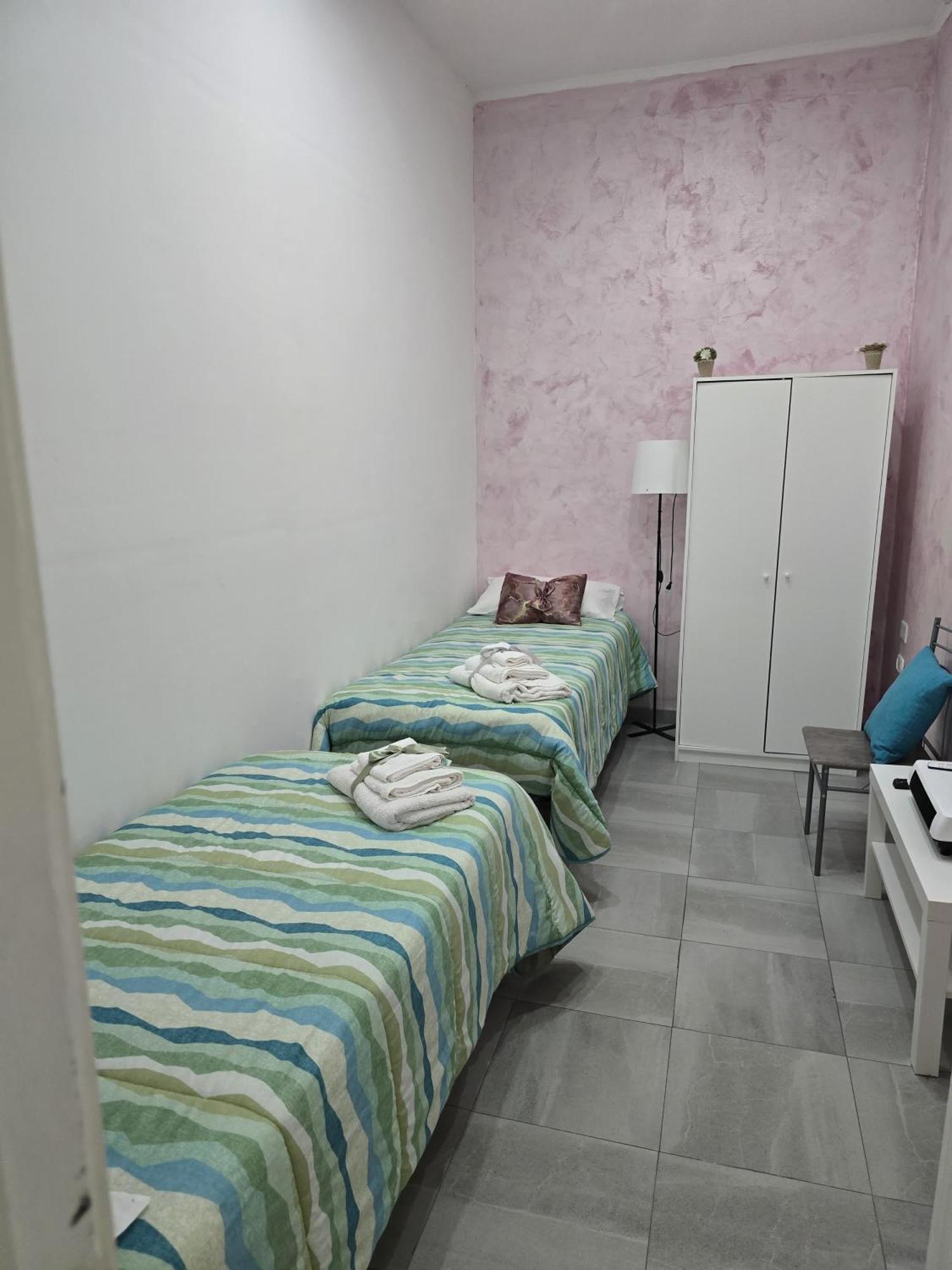 Gate Napoli Apartment Luaran gambar